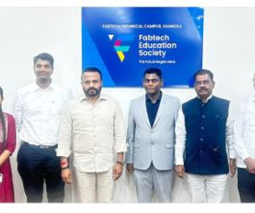 Minister Jaykumar Gore's Visit to Fabtech Campus